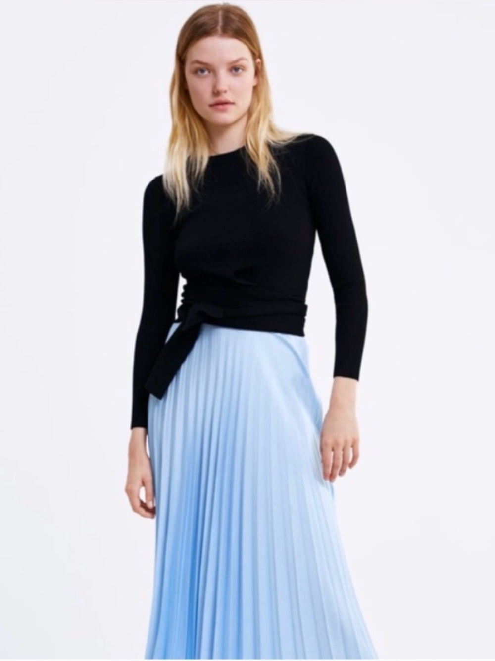 ZARA ribbed sweater with tie closure size L only color black